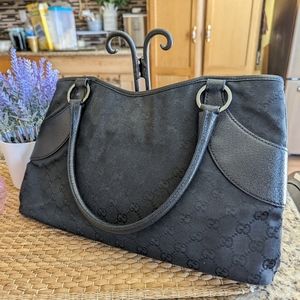 Gucci Bag.  Authentic